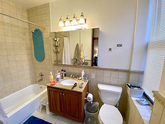 Rented by Douglas Elliman | media 19