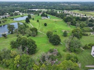 1612 Country Club Dr, Pleasant Hill, MO 64080