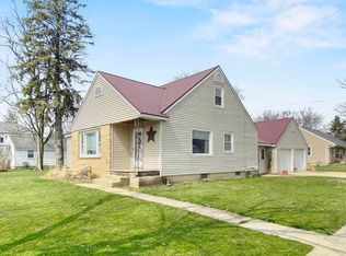 100 Goldmine Rd, Pearl City, IL 61062