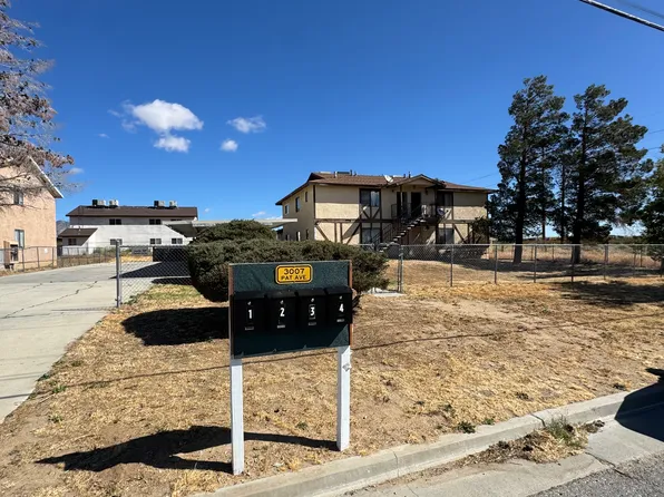 3007 Pat Ave, Mojave, CA 93501