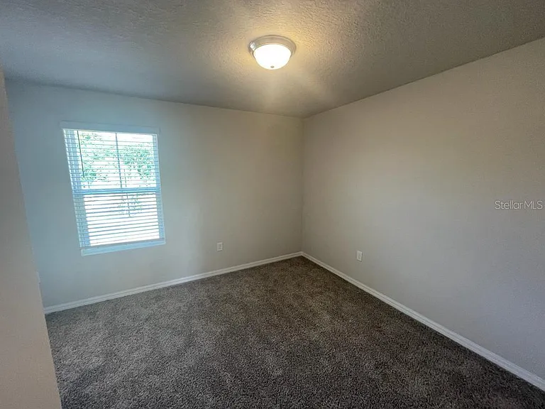 407 Legacy Loop — Photo 29