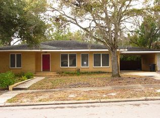 1533 Pinewood St, Clearwater, FL 33755