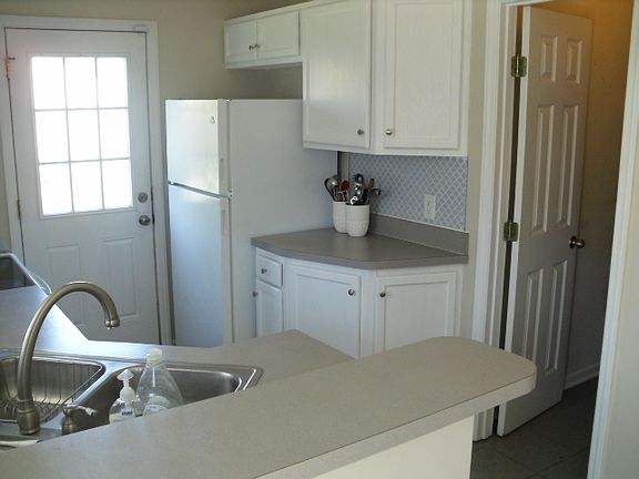 5th image of 1408 Westpointe Dr