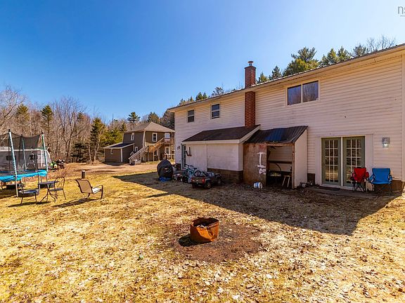 4th image of 425 Canaan Ave #423