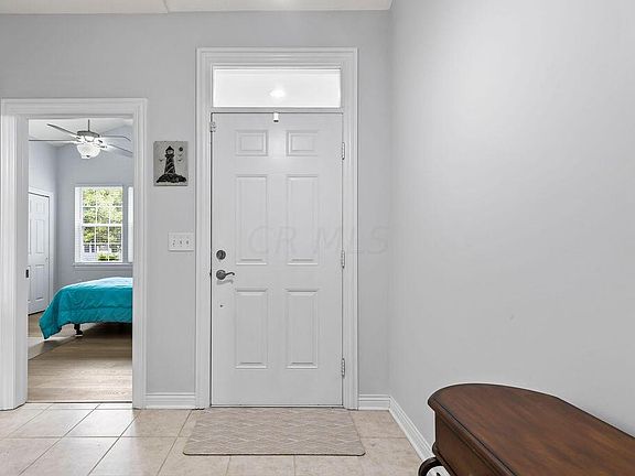 4th image of 6133 Renwell Ln #113