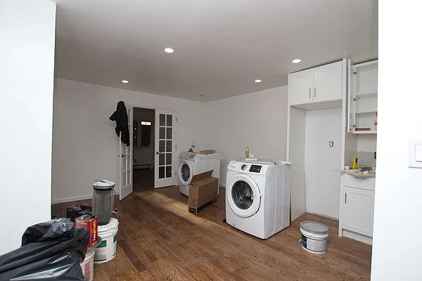 Rented by Nooklyn NYC LLC | media 1