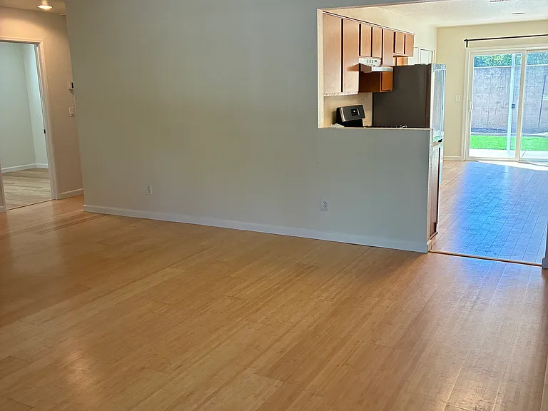 3610 Arroyo Ave — Photo 2
