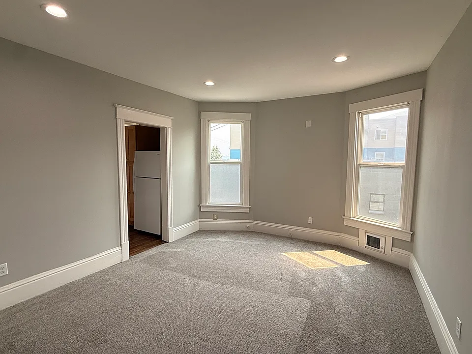 415 Fawcett Ave #8