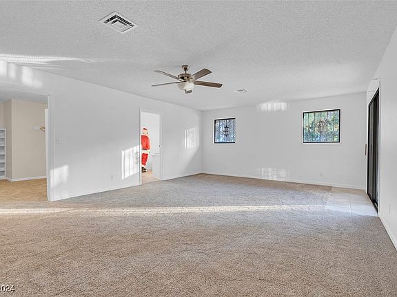 3rd image of 3335 W Mardon Ave