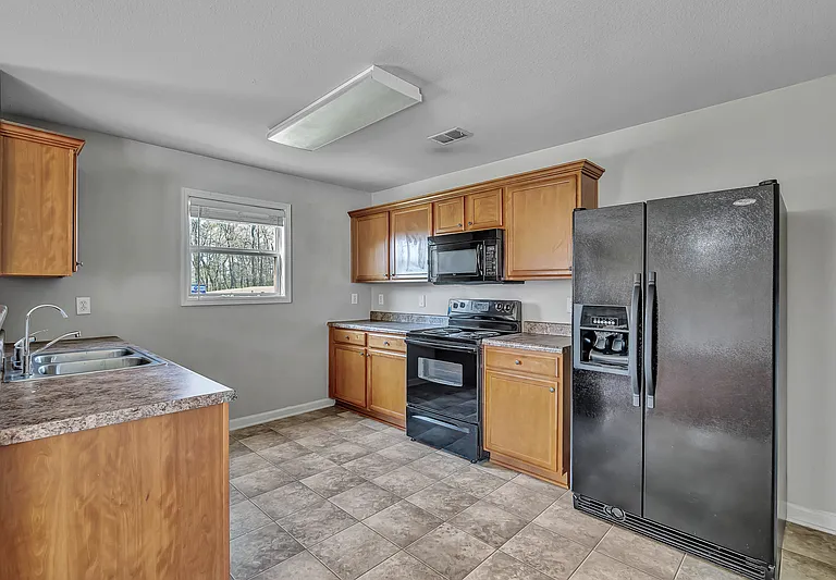 138 Bermuda Lakes Dr — Photo 7