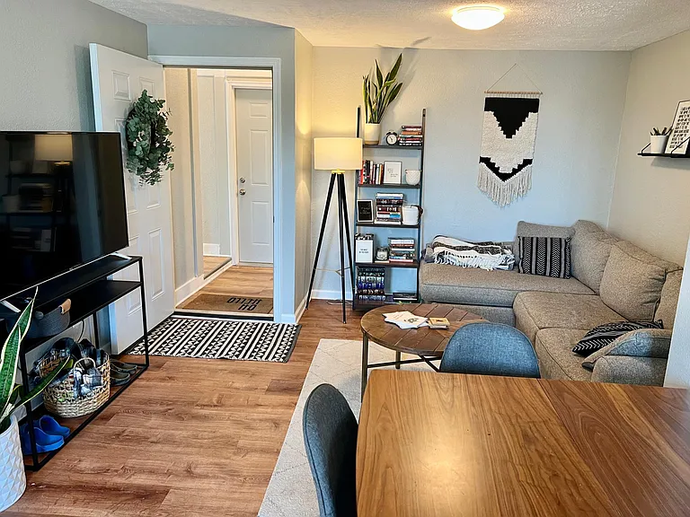 257 Straight Ave NW #3 — Photo 5