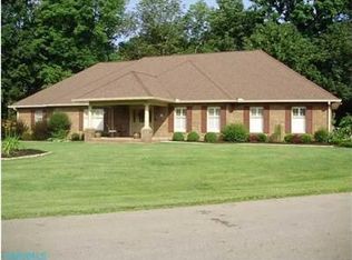 320 Sylvan Ct, Circleville, OH 43113