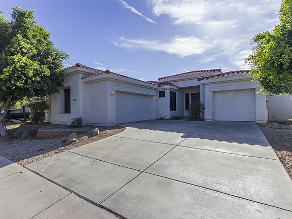 5th image of 3330 N 145th Ave