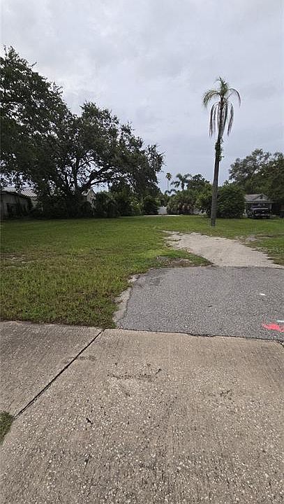 510 Woodlawn St Clearwater FL - 4a1c06002e133c25ba84898c4e86a31b Cc Ft 960 