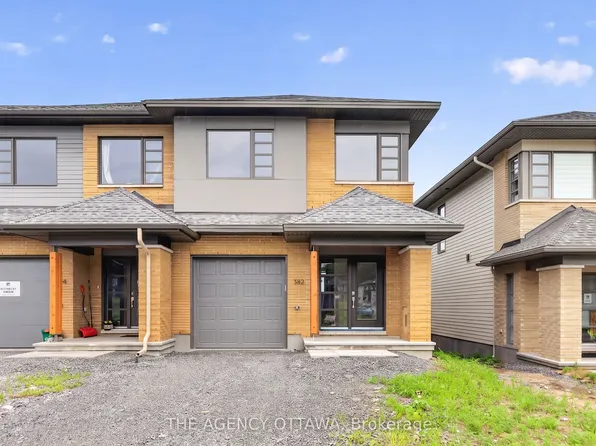 382 Walden Dr, Kanata, ON K2K 0M9