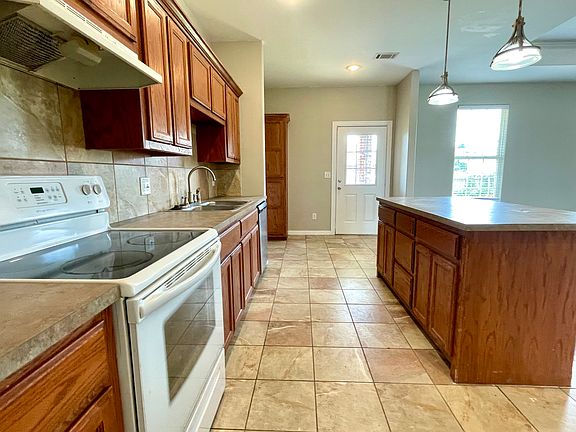 5th image of 4904 Caddo Creek Ct