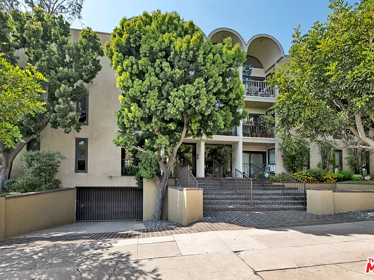 11789 Montana Ave #11 — Photo 19