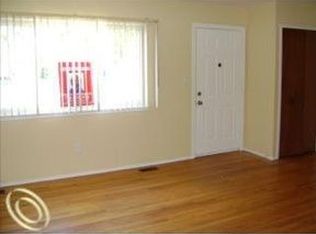 3152 Wolverine Dr, Ann Arbor, MI 48108