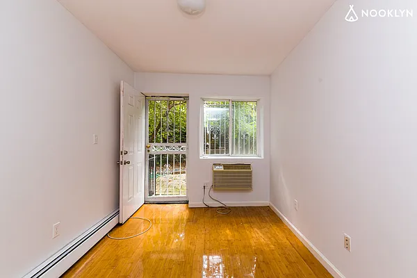 Rented by Nooklyn NYC LLC | media 13