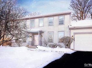 1996 S Egret Ct, Libertyville, IL