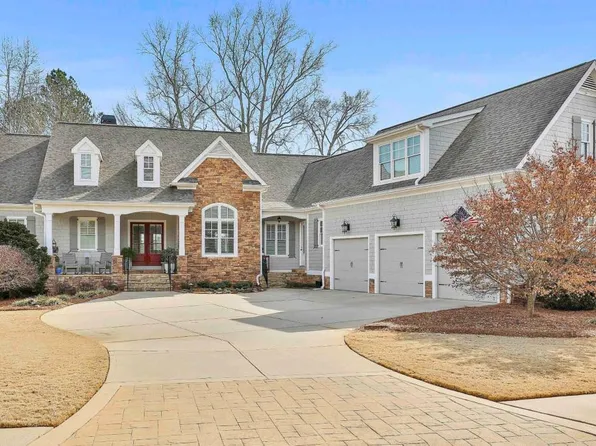 125 Lake Shore Dr, Newnan, GA 30265
