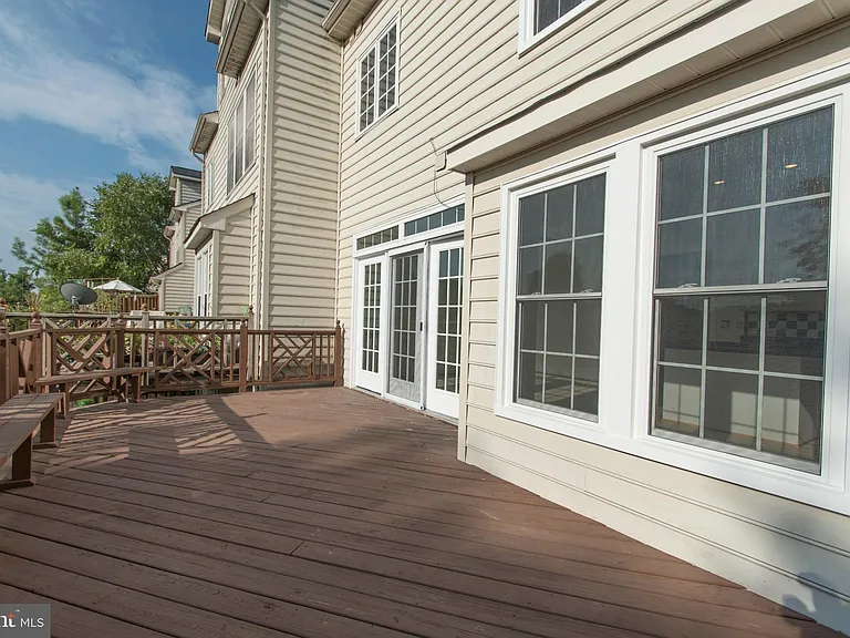 13559 Flowerfield Dr — Photo 22