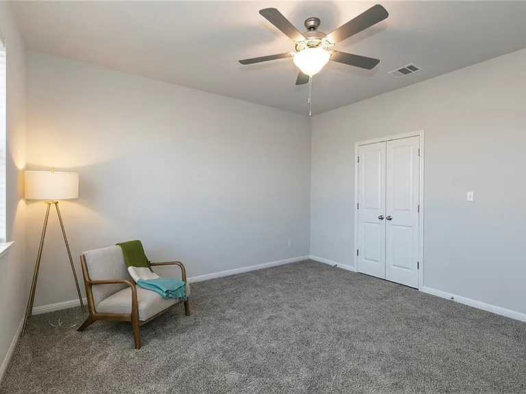 108 Otella St — Photo 8