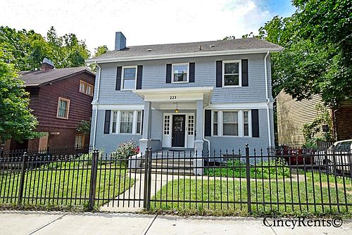 1st image of 225 Woolper Ave #2