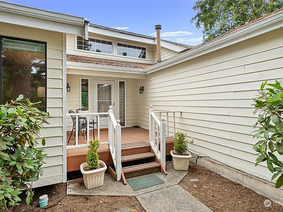 2nd image of 3785 Greenville Court