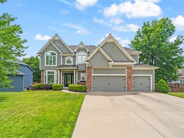 9217 N Lydia Ave, Kansas City, MO 64155