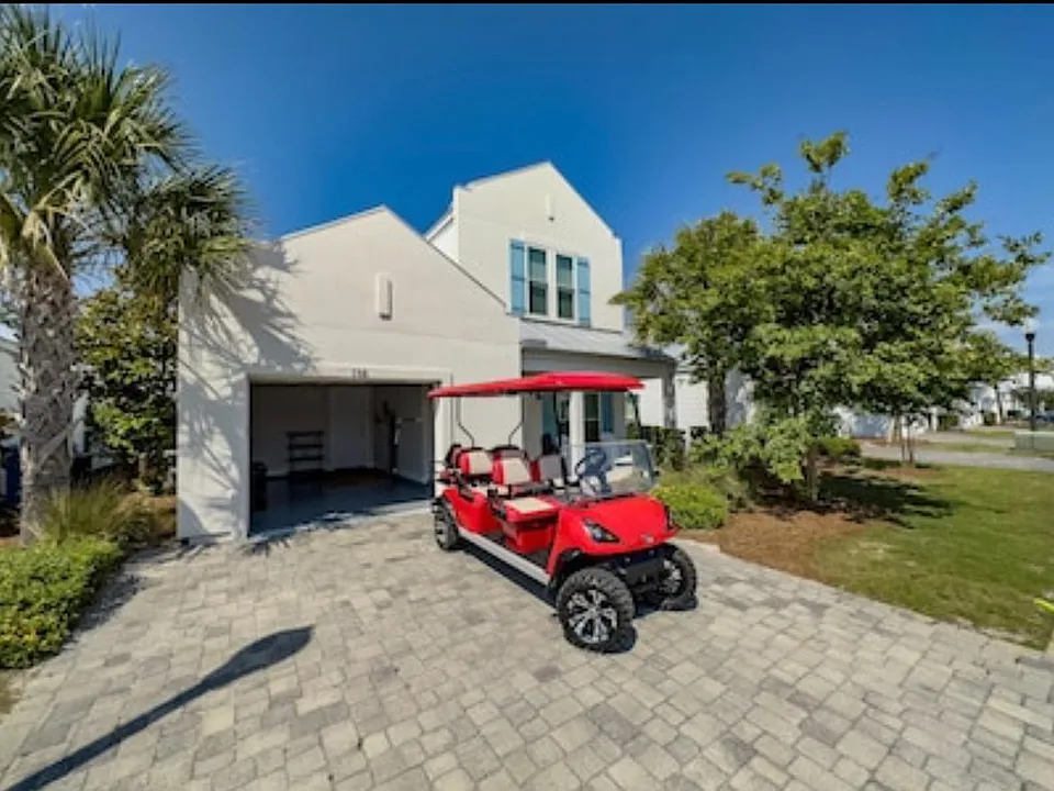 138 Seabreeze Cir