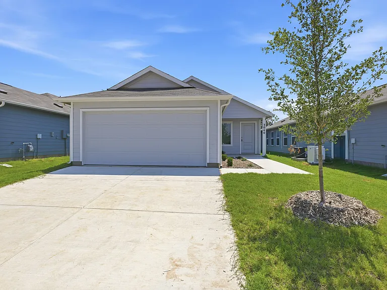 3040 Campeiro Ave — Photo 3