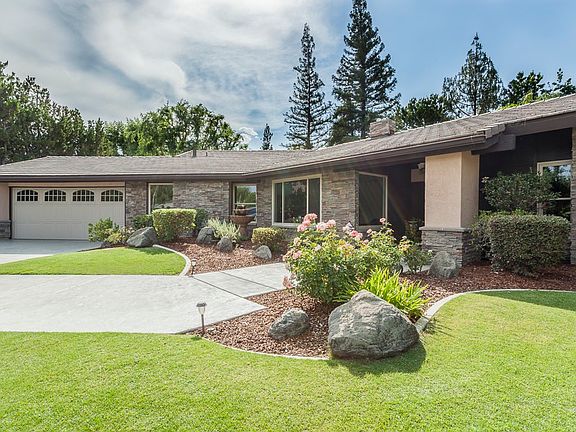 2nd image of 905 Calzada Ct