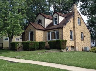 309 E Jefferson Ave, Hampshire, IL