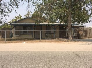 16410 Chestnut St, Hesperia, CA 92345