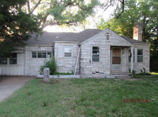 944 N Pershing Ave, Wichita, KS 67208