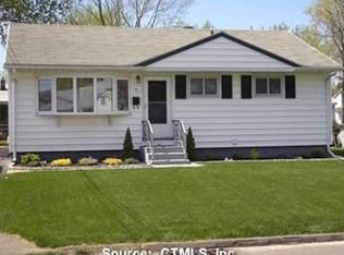 81 Great Circle Rd, West Haven, CT 06516