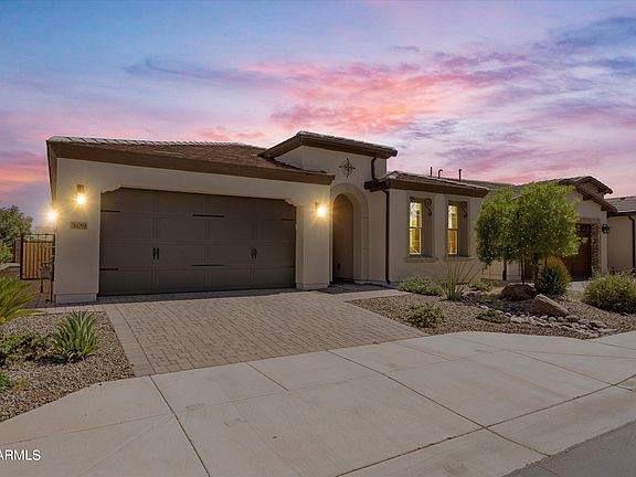 2nd image of 309 E SANTA LUCIA Lane