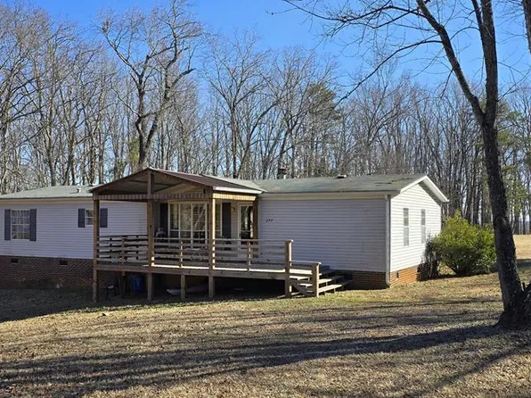 277 Swallow Ln, Ringgold, VA 24586