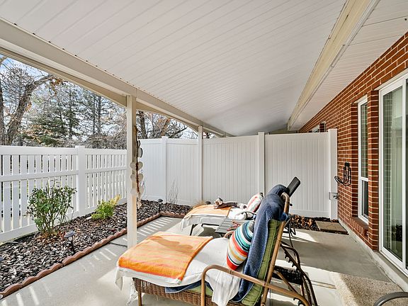 5th image of 66 Brookside Ln