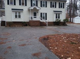 6122 Deerwood Pl, Raleigh, NC 27607