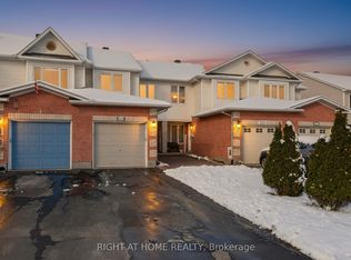 812 Nesting Way, Ottawa, ON K4A 3X2