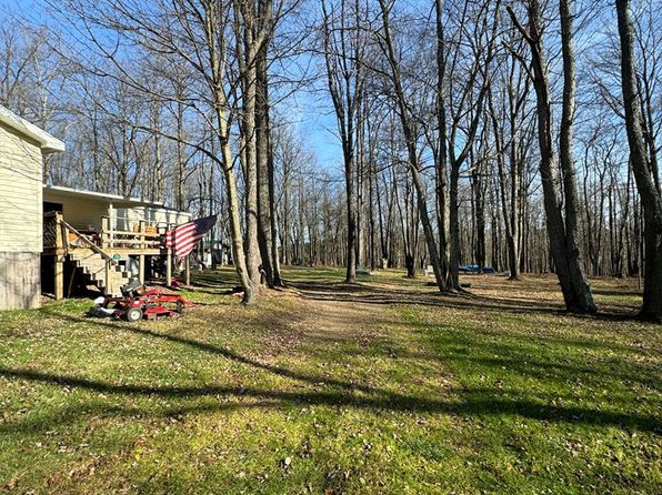 9 Keesler Ave, Mount Jewett, PA 16740