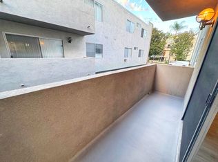 4621-4629 Vista Del Monte Ave., Sherman Oaks, CA 91403