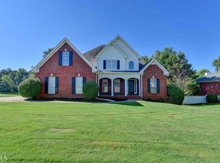 128 Shadow Lake Dr, Conyers, GA