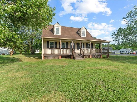 2nd image of 6464 Lakevista Ct