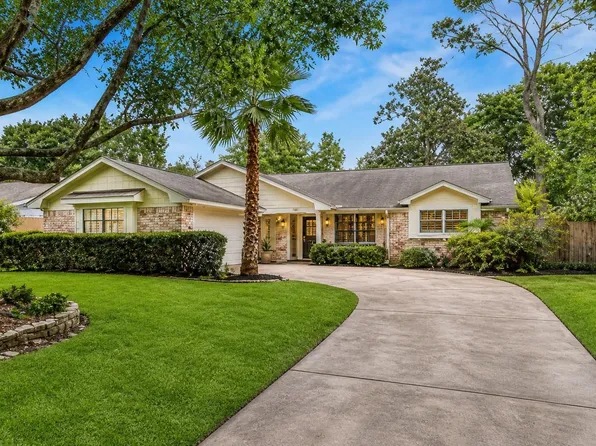 9418 Meadowbriar Ln, Houston, TX 77063