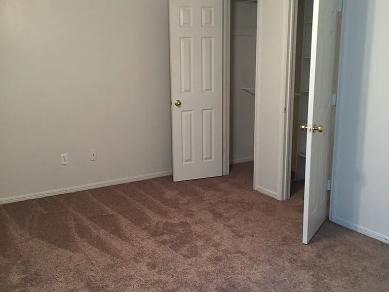 1430 Shoshoni Trl — Photo 7