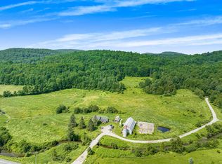 43 Fulton Ln, Barton, VT 05822