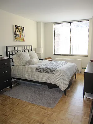 Rented by Newell and Assoc. | media 18